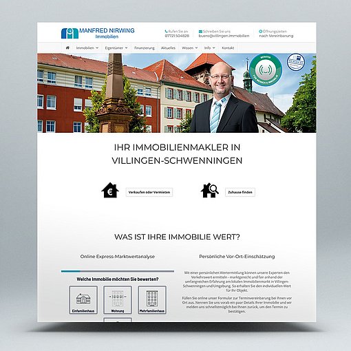 Website-Layout für einen Immobilienmakler mit Kontaktmöglichkeiten und Informationen zu Dienstleistungen in.